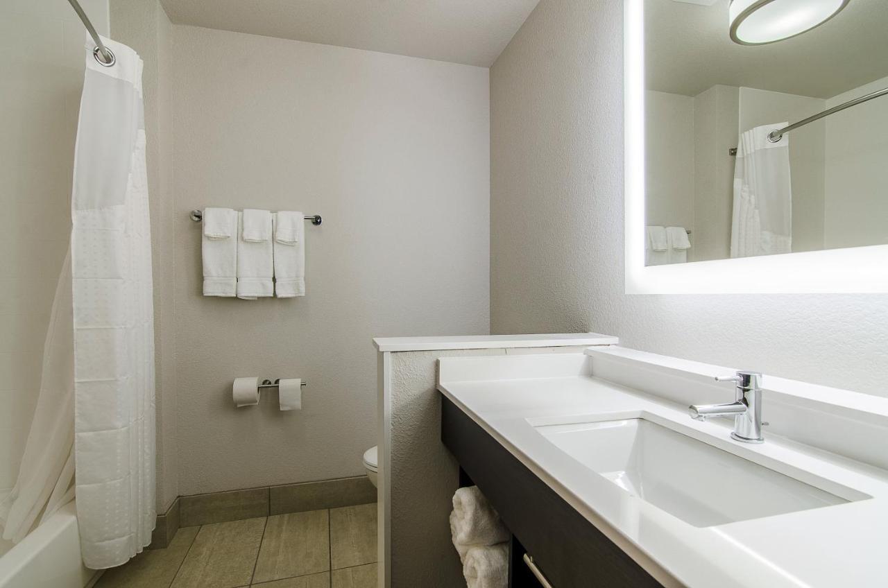 Holiday Inn Express & Suites - Atchison By Ihg Eksteriør bilde