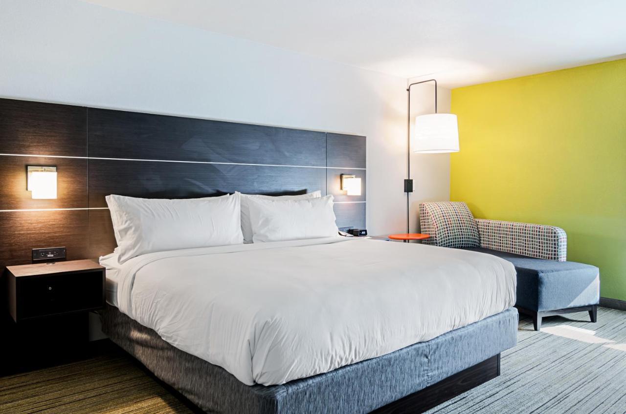 Holiday Inn Express & Suites - Atchison By Ihg Eksteriør bilde