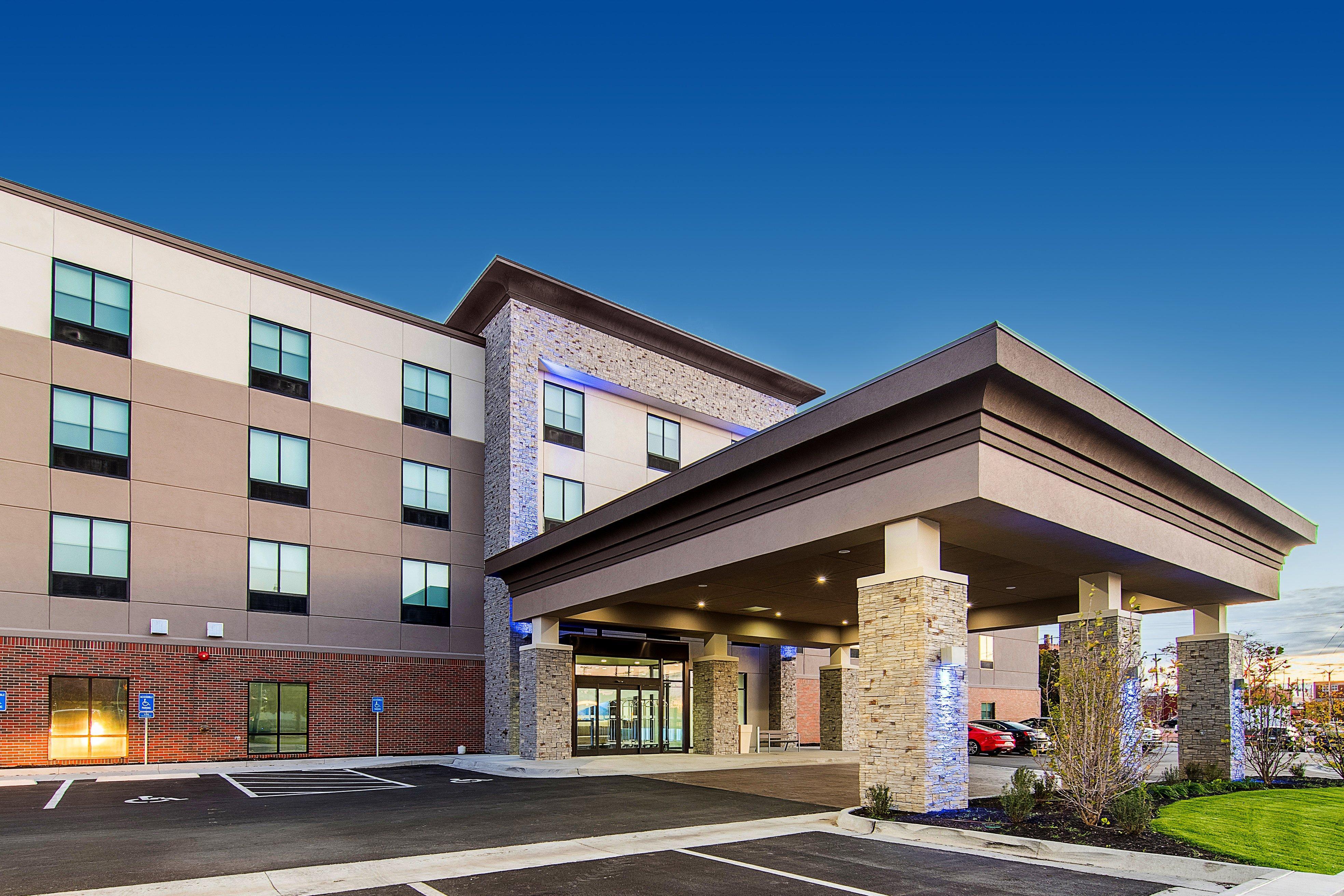 Holiday Inn Express & Suites - Atchison By Ihg Eksteriør bilde