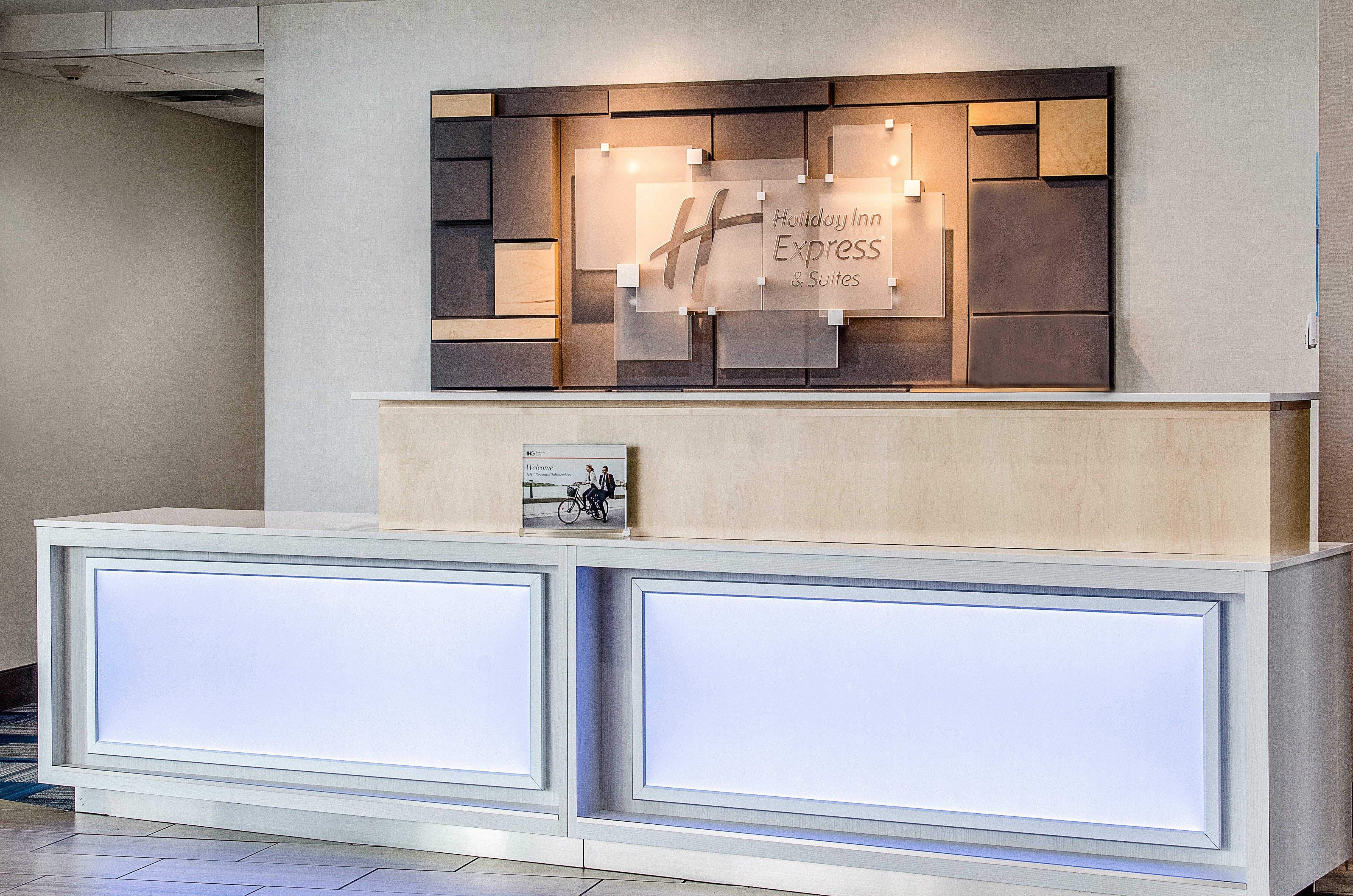 Holiday Inn Express & Suites - Atchison By Ihg Eksteriør bilde