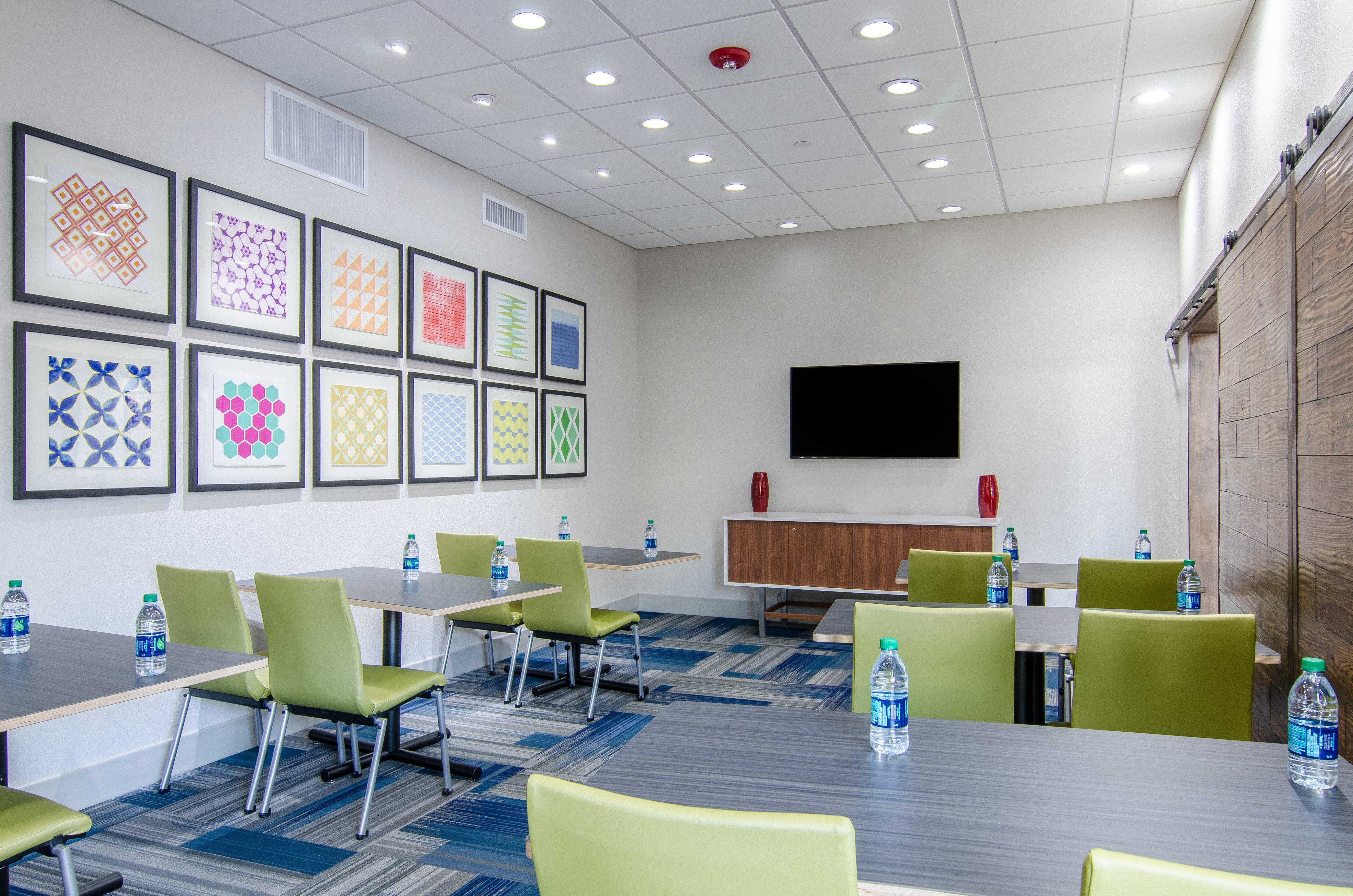 Holiday Inn Express & Suites - Atchison By Ihg Eksteriør bilde